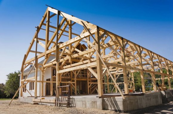 Professionnel pour la construction d’une extension ossature bois d’une maison Saint‑Joseph